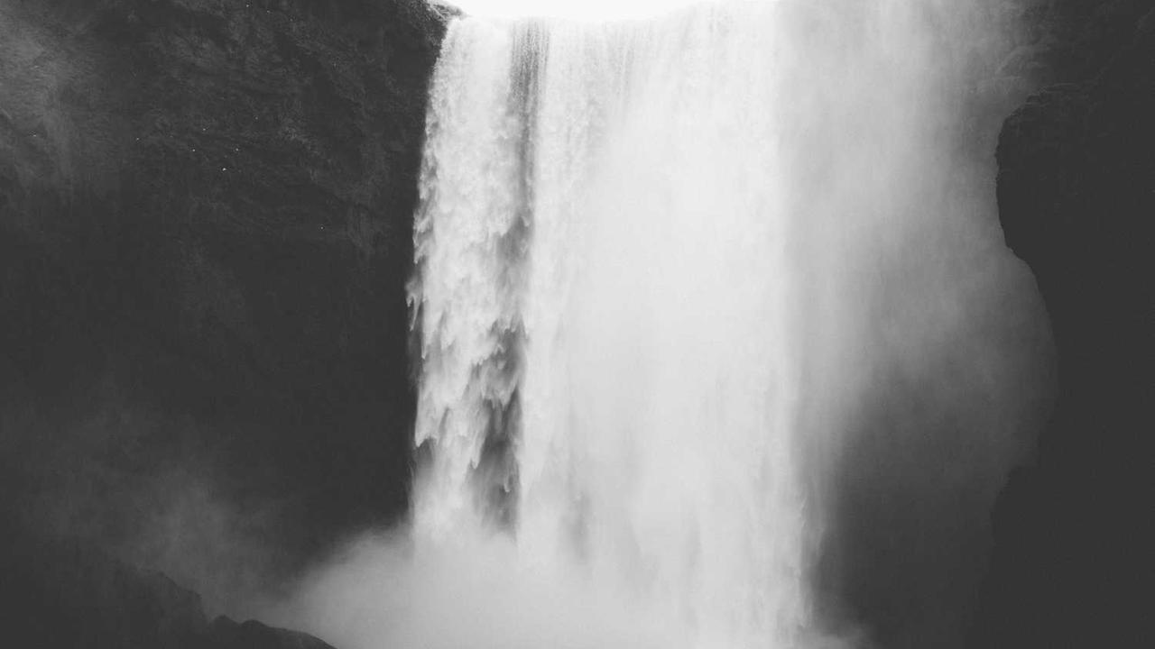 카리브해 치명적 보트 충돌 영상 공개 촉구에 민주당 격론 관련 대표 이미지